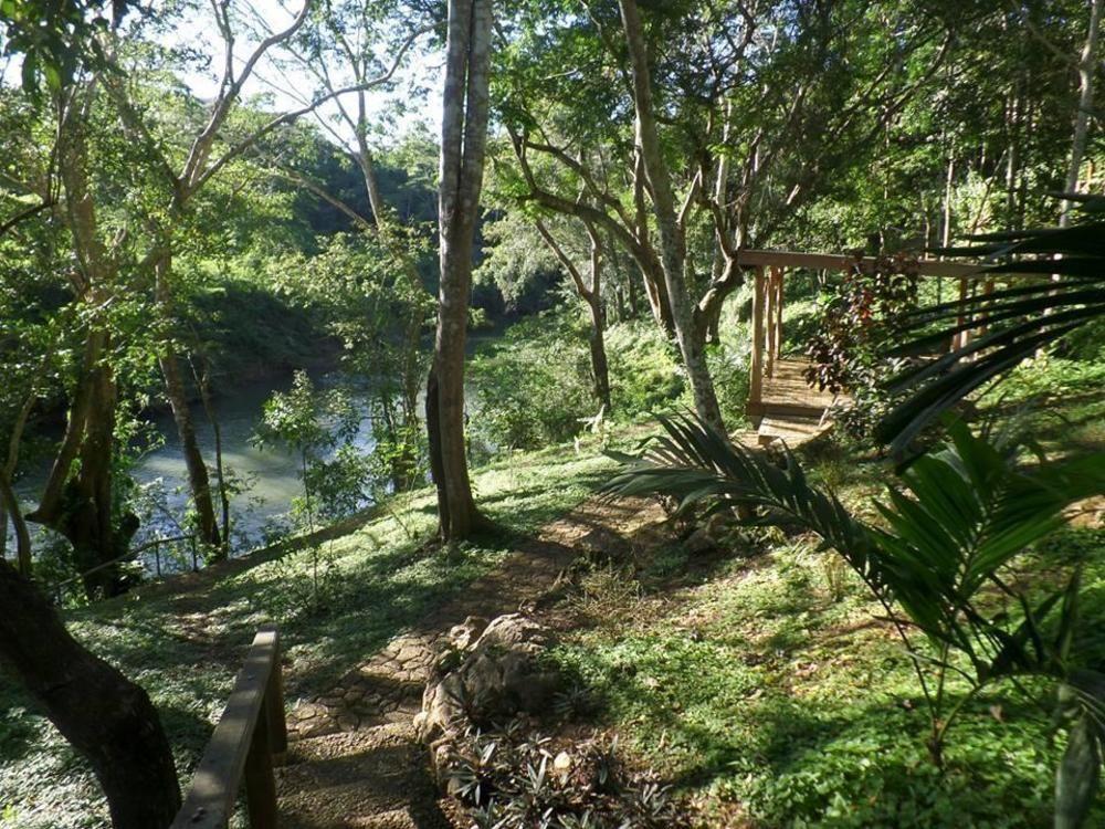 Mystic River Resort San Ignacio Eksteriør billede