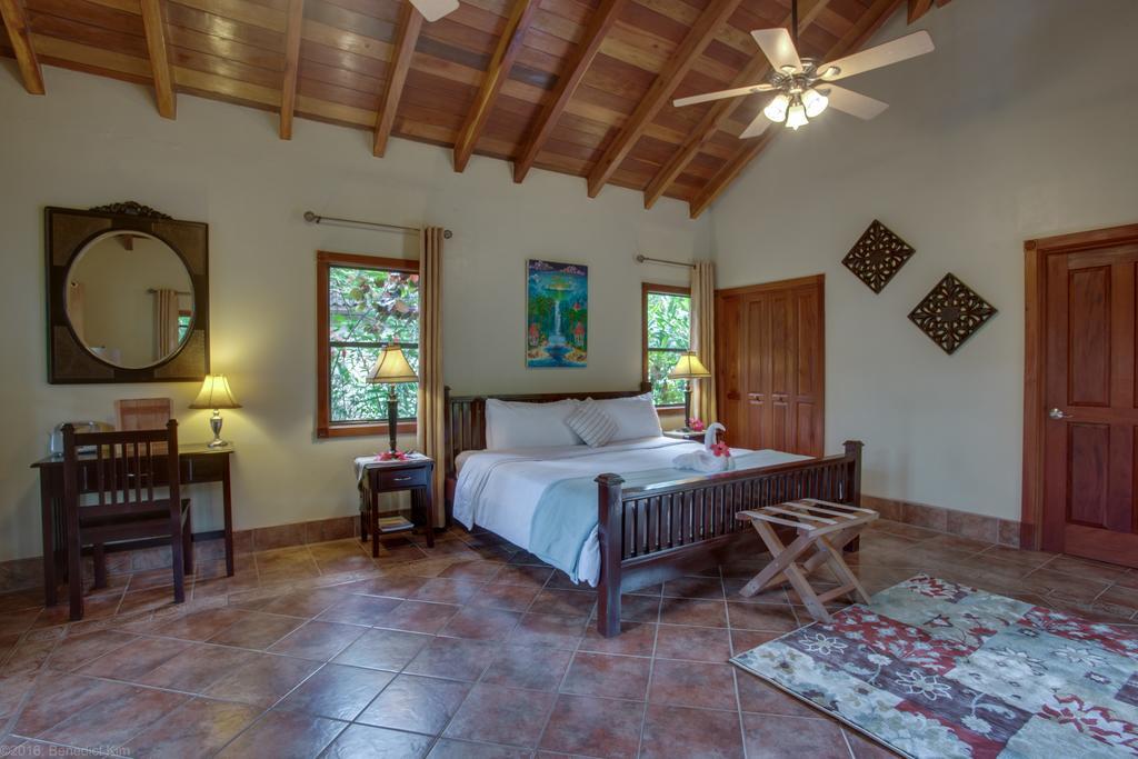 Mystic River Resort San Ignacio Eksteriør billede