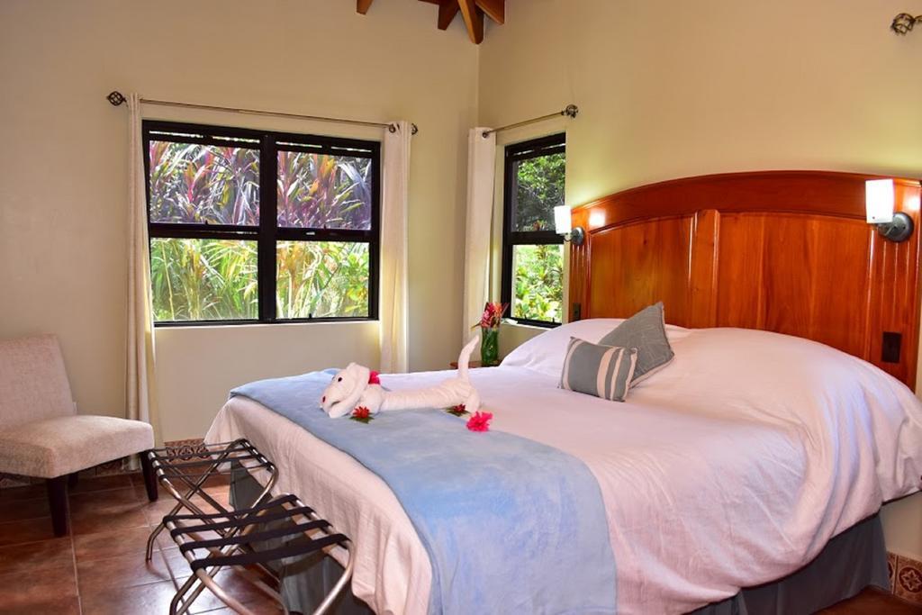 Mystic River Resort San Ignacio Eksteriør billede