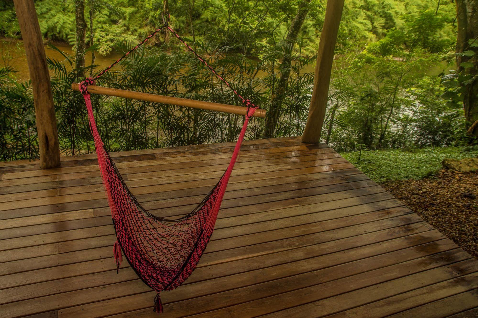 Mystic River Resort San Ignacio Eksteriør billede