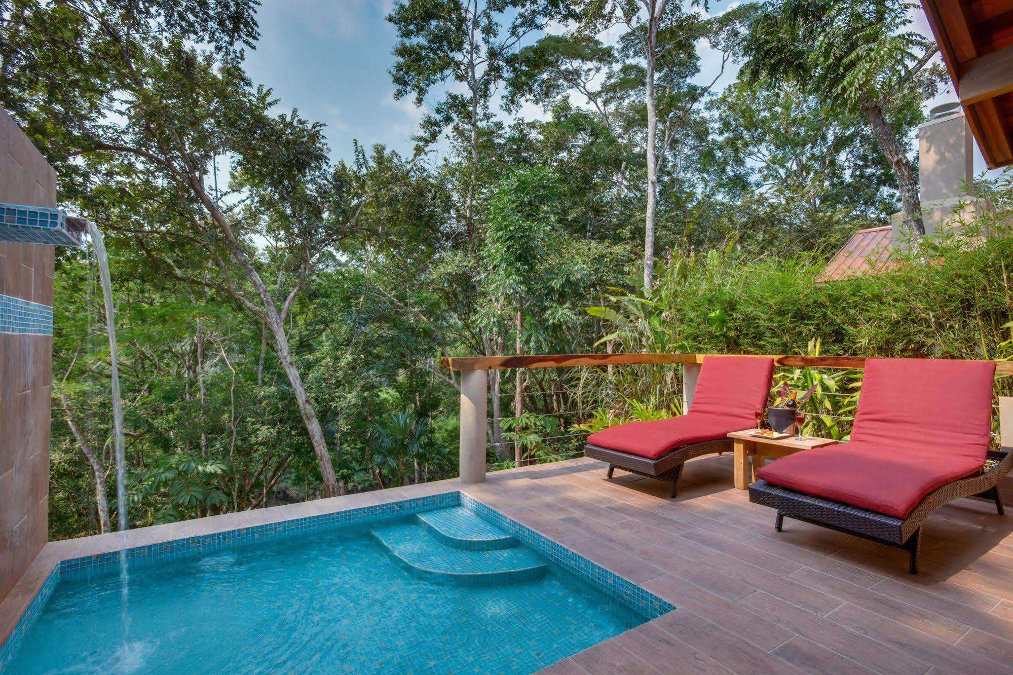 Mystic River Resort San Ignacio Eksteriør billede