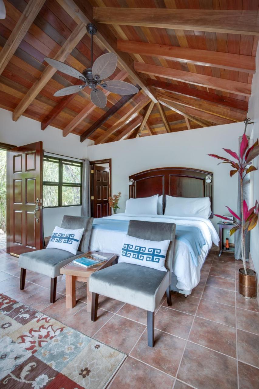 Mystic River Resort San Ignacio Eksteriør billede