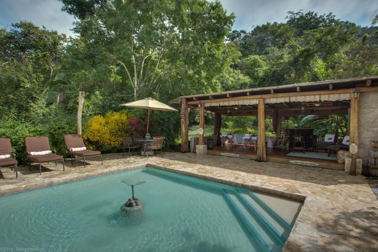 Mystic River Resort San Ignacio Eksteriør billede